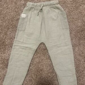 Greyson Mini 3T muslin pants